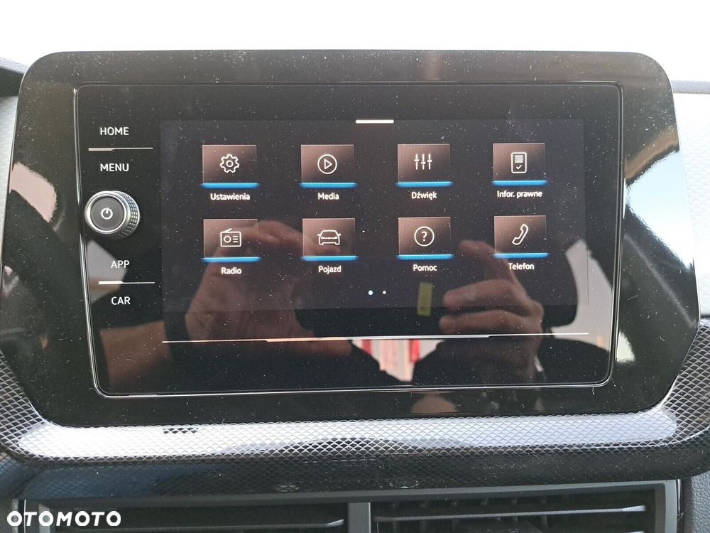 Volkswagen T-Cross - 32