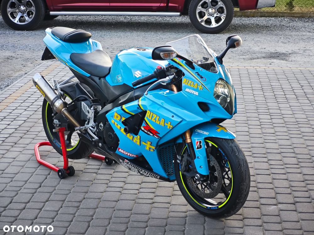 Suzuki GSX-R - 1