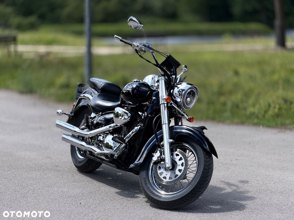 Suzuki Intruder - 2
