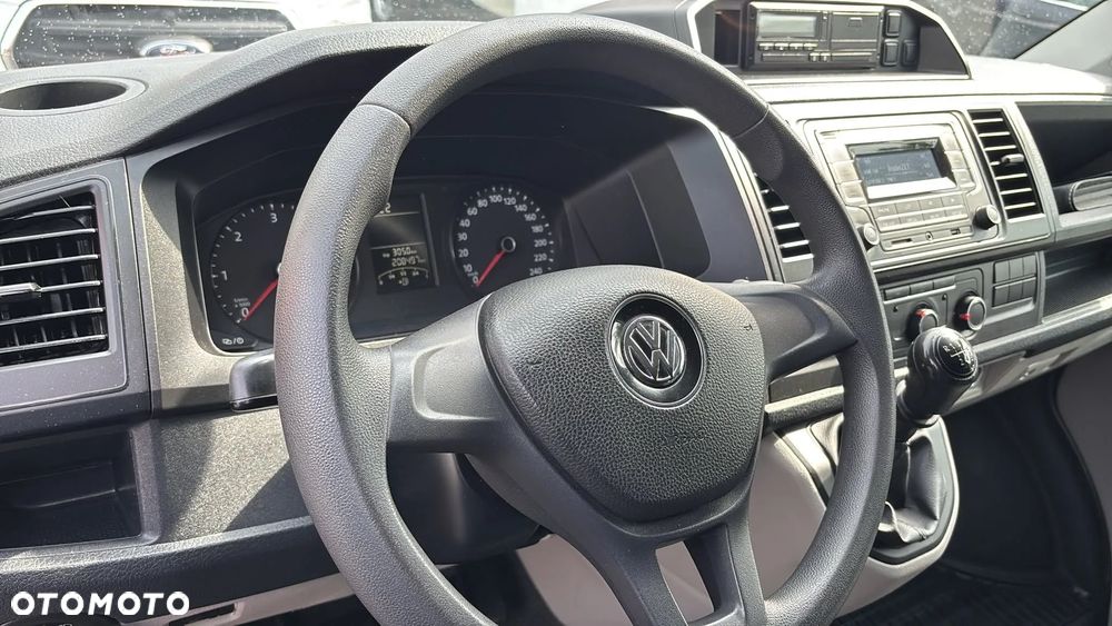 Volkswagen Transporter - 14