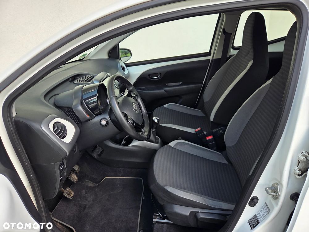 Toyota Aygo - 8