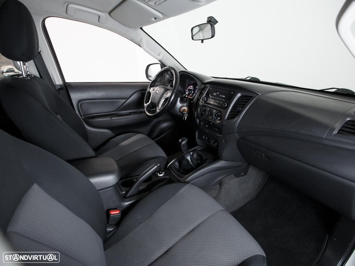 Mitsubishi L200 - 8