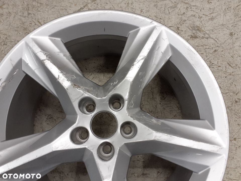 FELGA ALUMINIOWA AUDI Q7 4M0601025F 8.0JX19 ET28 - 3