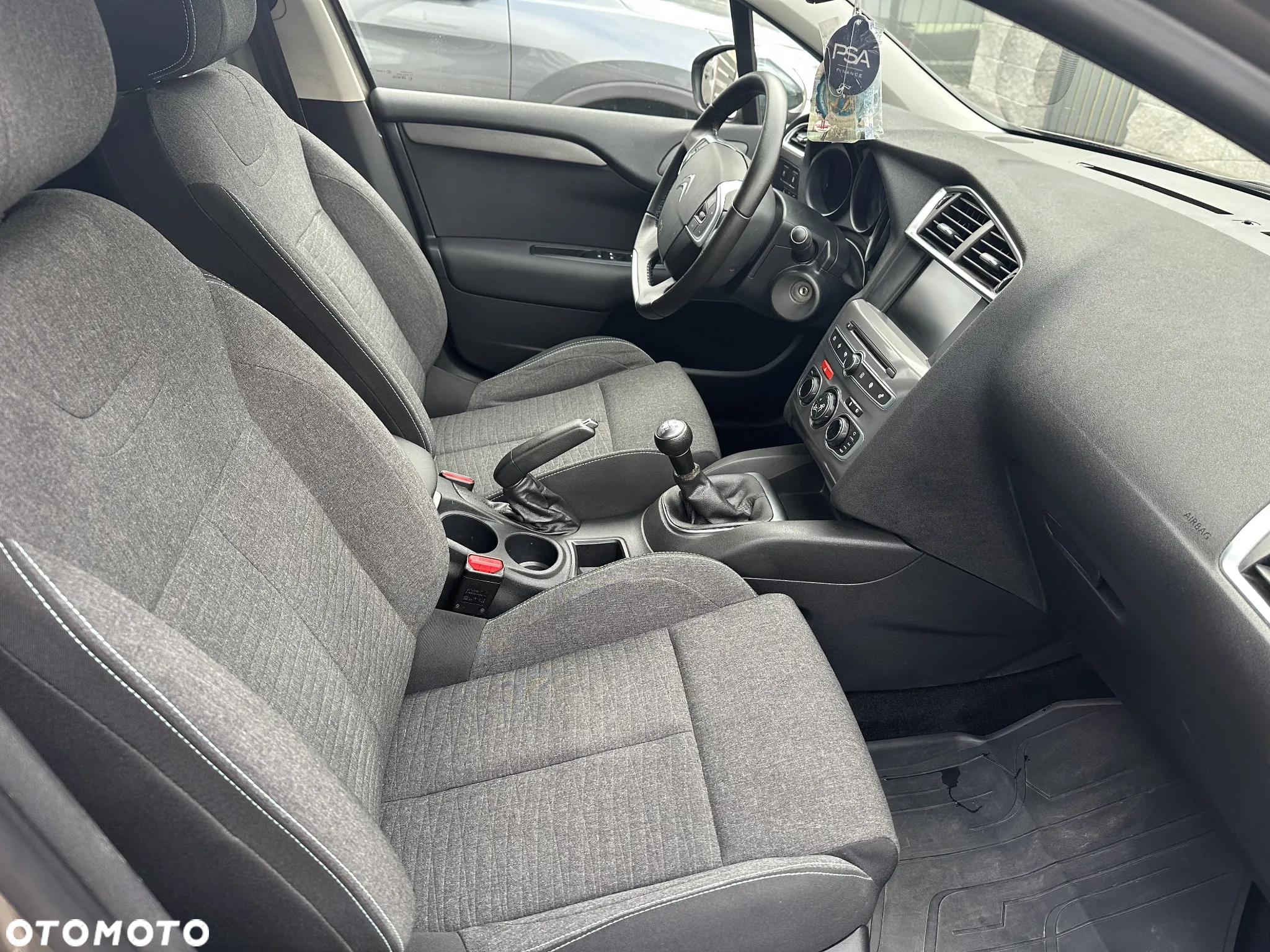 Citroën C4 1.2 PureTech MoreLife - 18