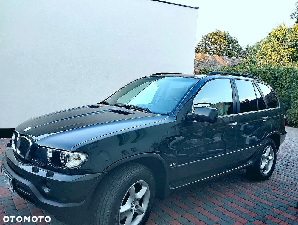 BMW X5 3.0i - 7