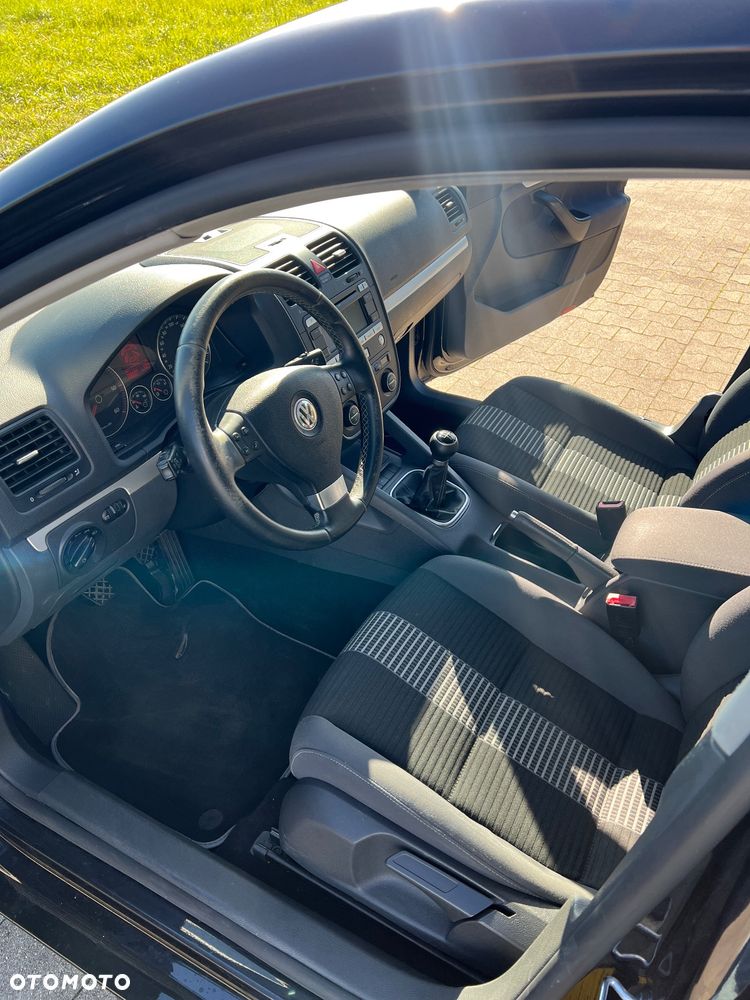 Volkswagen Jetta Diesel Comfortline - 18