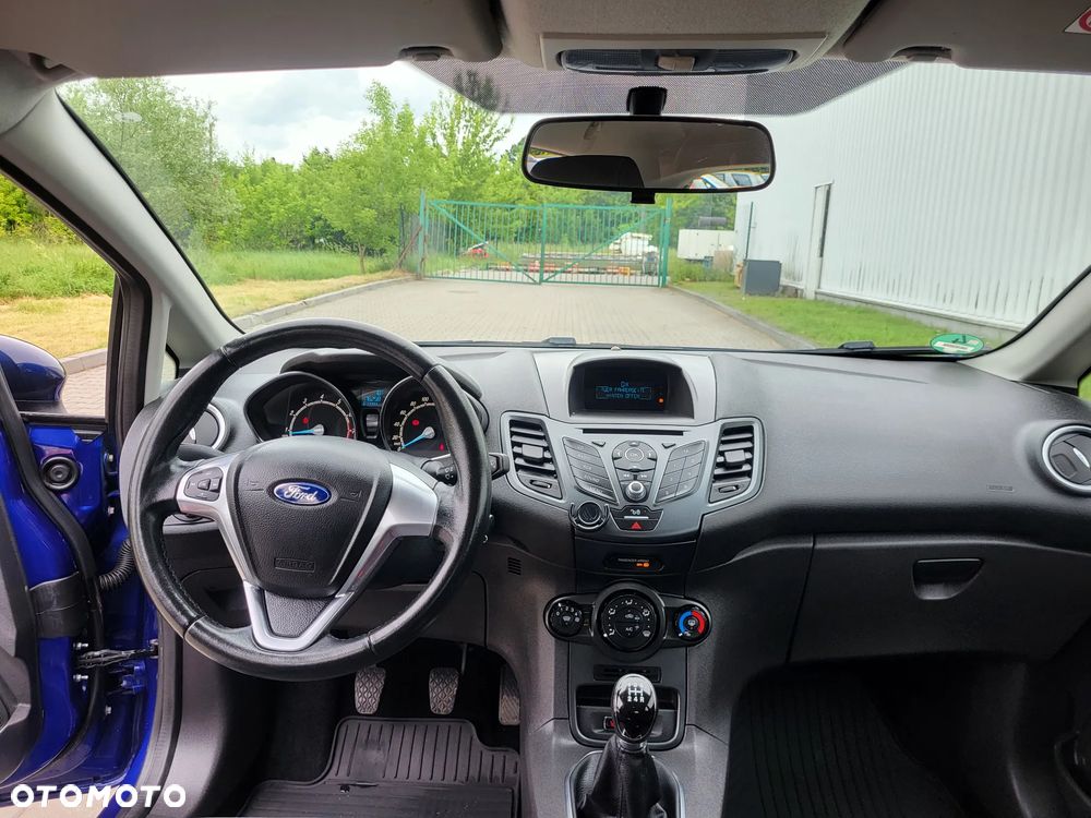 Ford Fiesta - 10