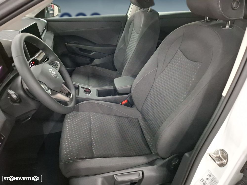 VW T-Roc 1.5 eTSI Trend DSG - 21