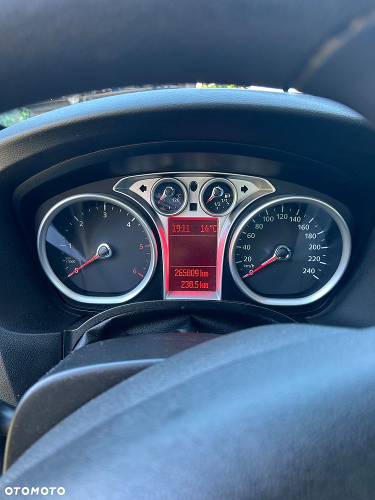 Ford Focus 1.6 TDCi Ambiente - 8