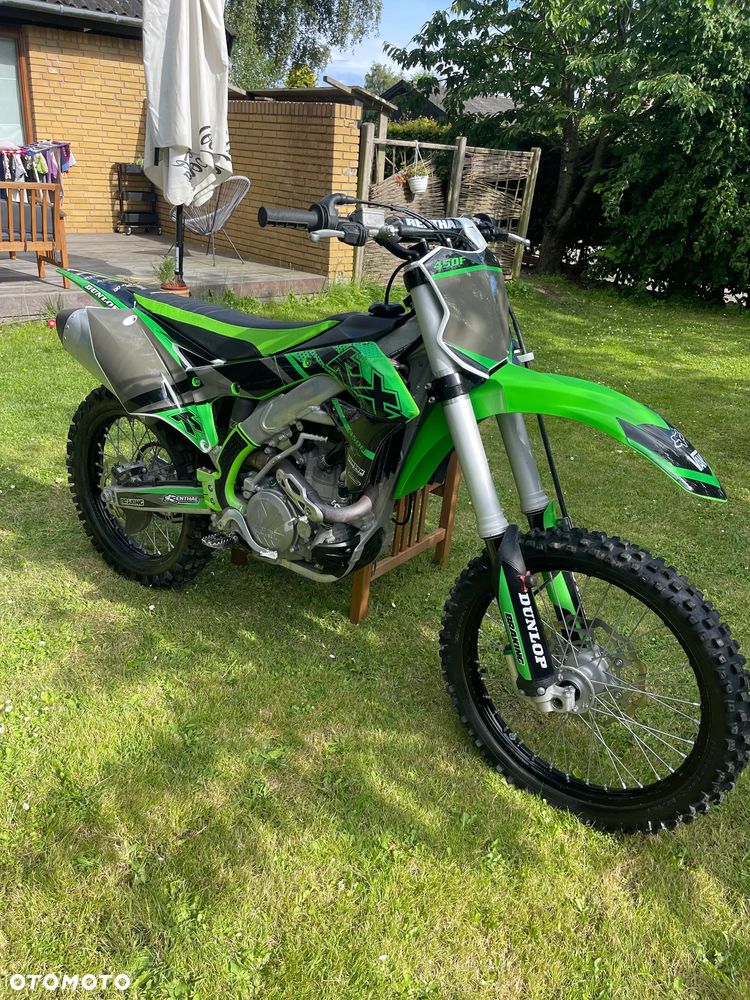 Kawasaki KX - 4