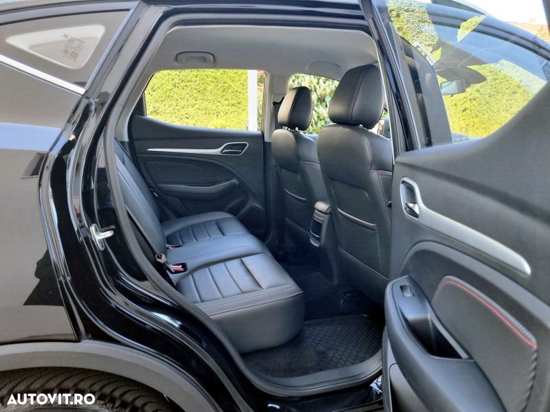 MG ZS ICE 1.5 VTI-tech Luxury - 12