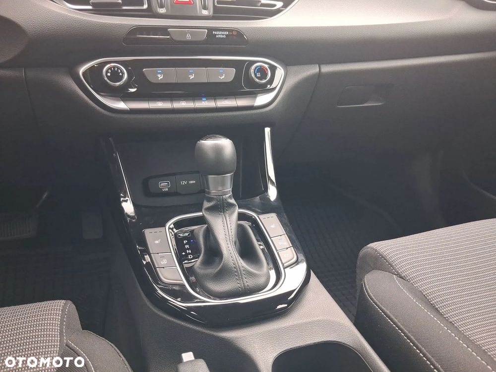 Hyundai i30 1.0 T-GDI Modern DCT - 29