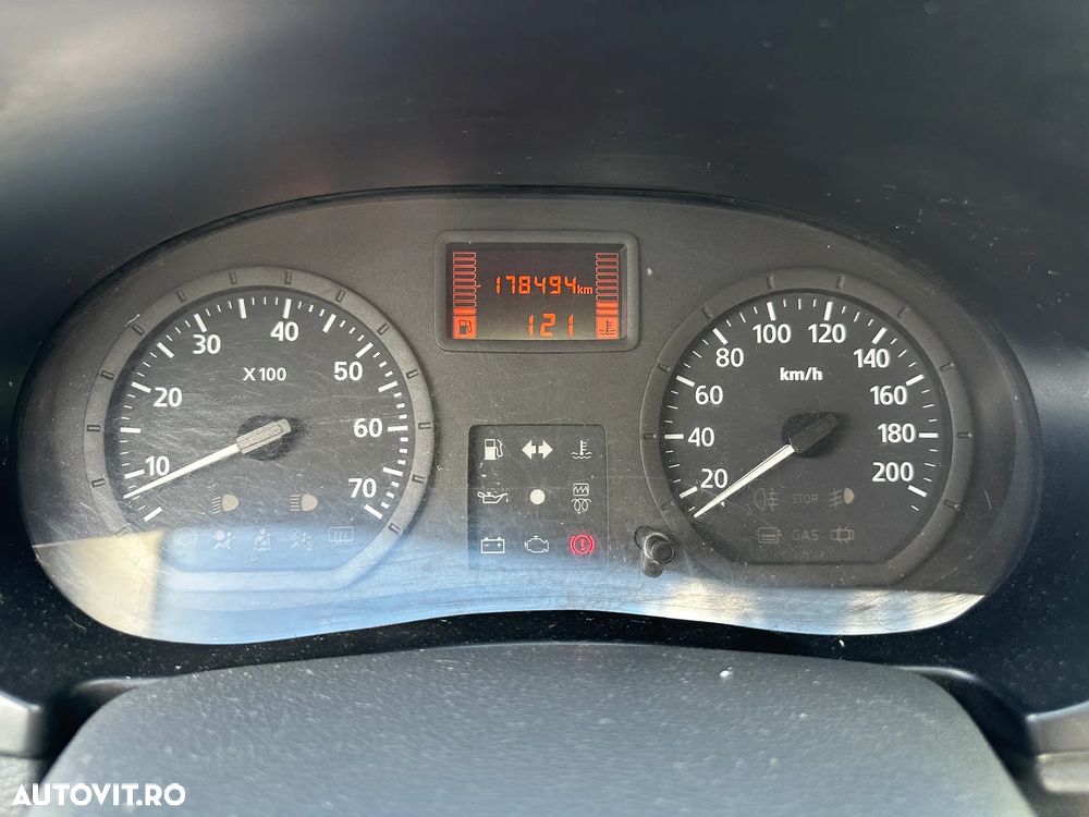 Dacia Logan 1.4 MPI - 10