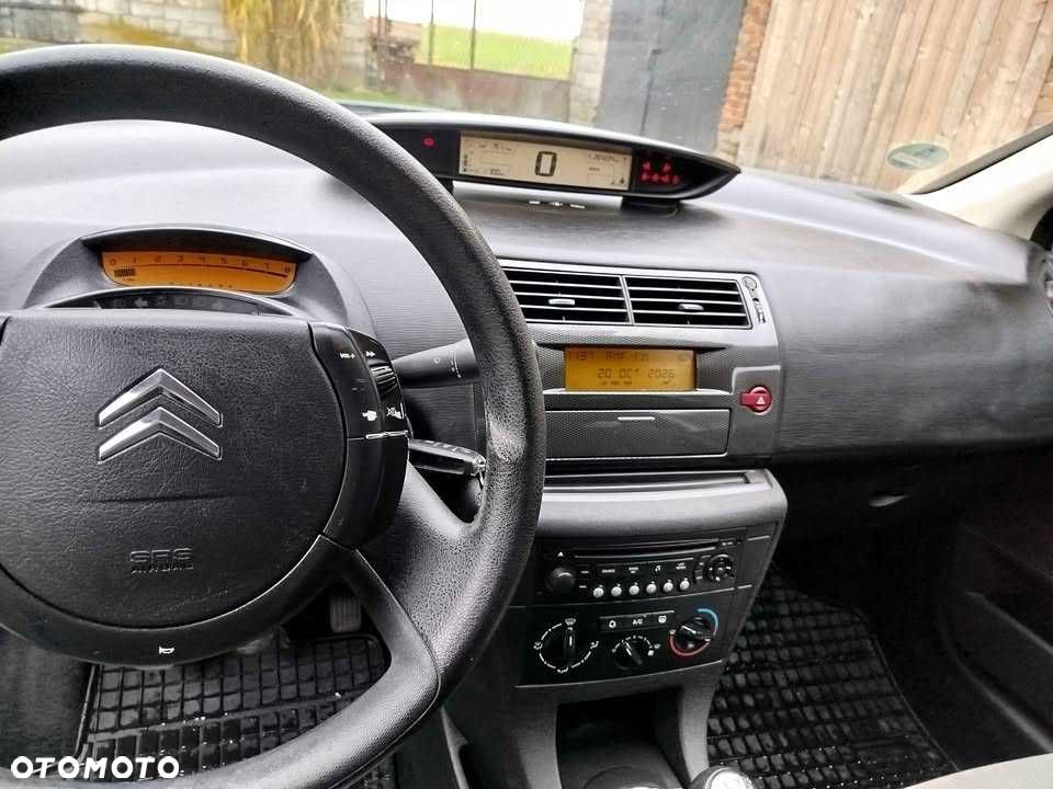 Citroën C4 - 6