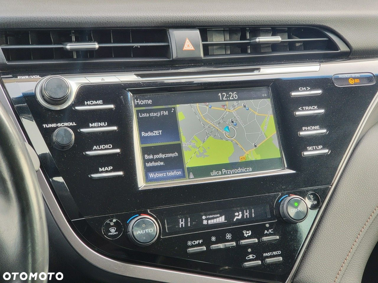 Toyota Camry - 35