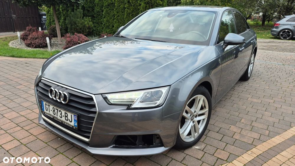 Audi A4 Limousine