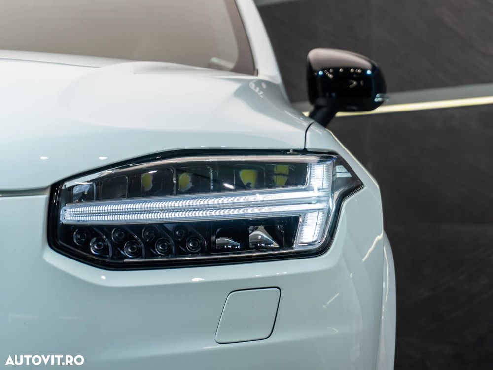 Volvo XC 90 T8 AWD Recharge Geartronic RDesign - 13