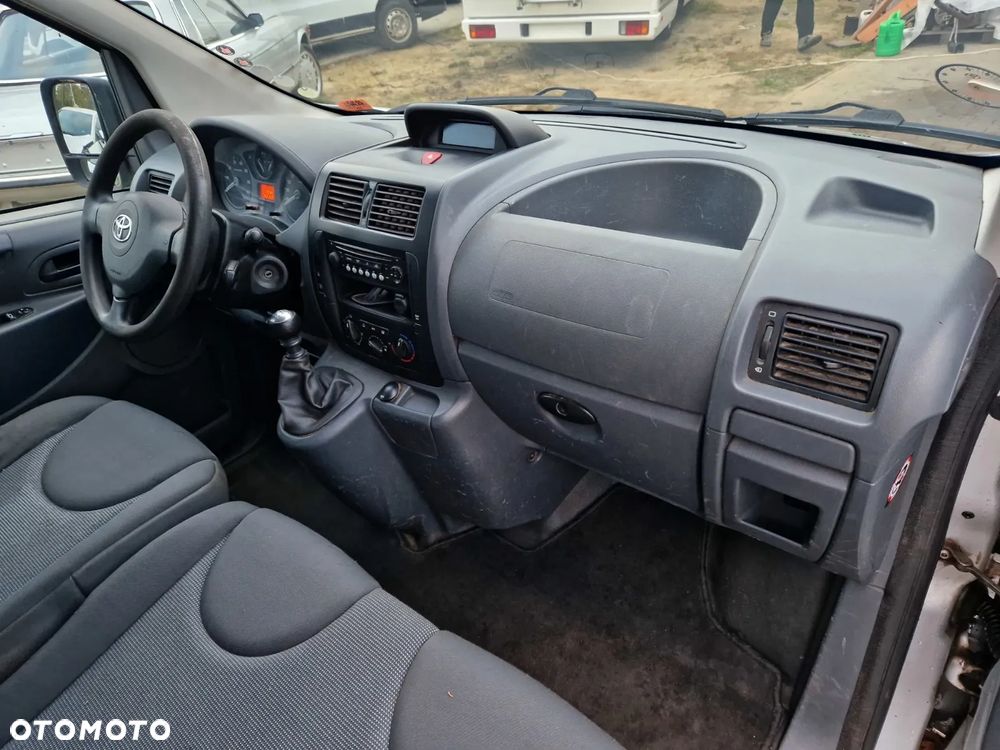Toyota Proace - 30