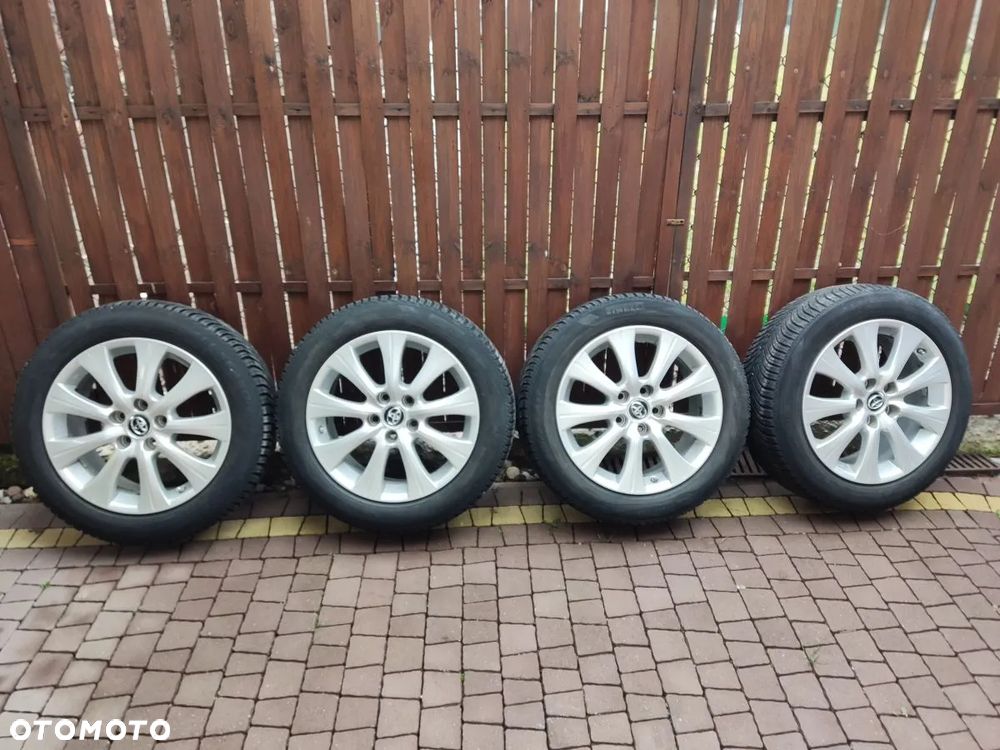 TOYOTA CAMRY 19-24r Koła z Oponami Wielosezonowymi 215/55 R17 Pirelli - 1