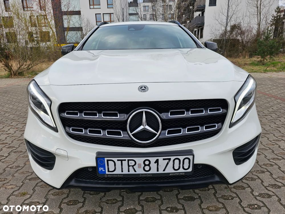 Mercedes-Benz GLA 200 7G-DCT AMG Line - 3