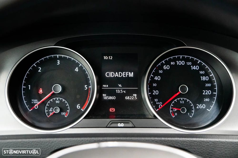 VW Golf 1.6 TDI Confortline - 20