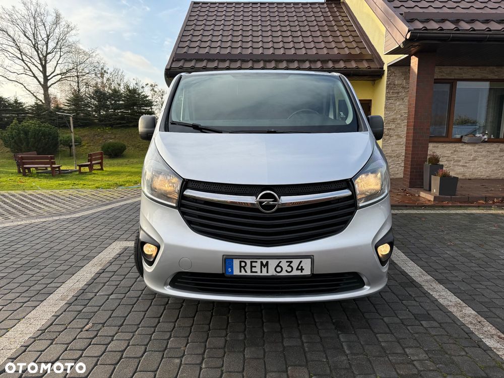 Opel Vivaro - 12