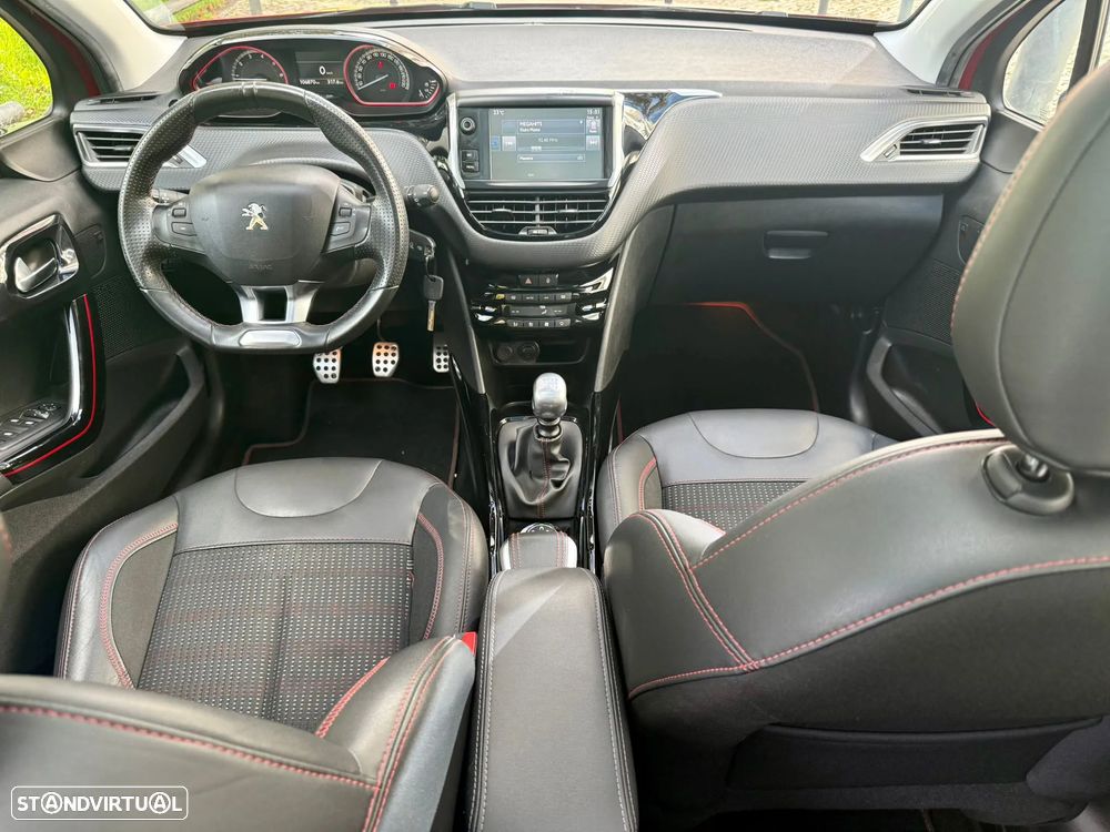 Peugeot 2008 1.2 PureTech GT Line - 10