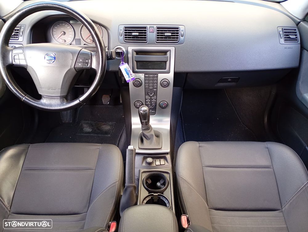 Volvo S40 1.6 D Nível 2 - 17