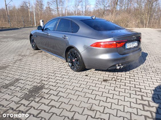 Jaguar XF - 5