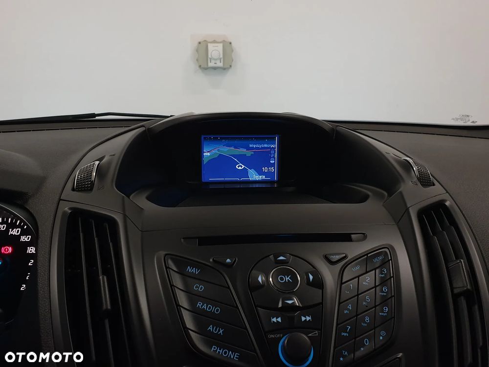 Ford Kuga - 35
