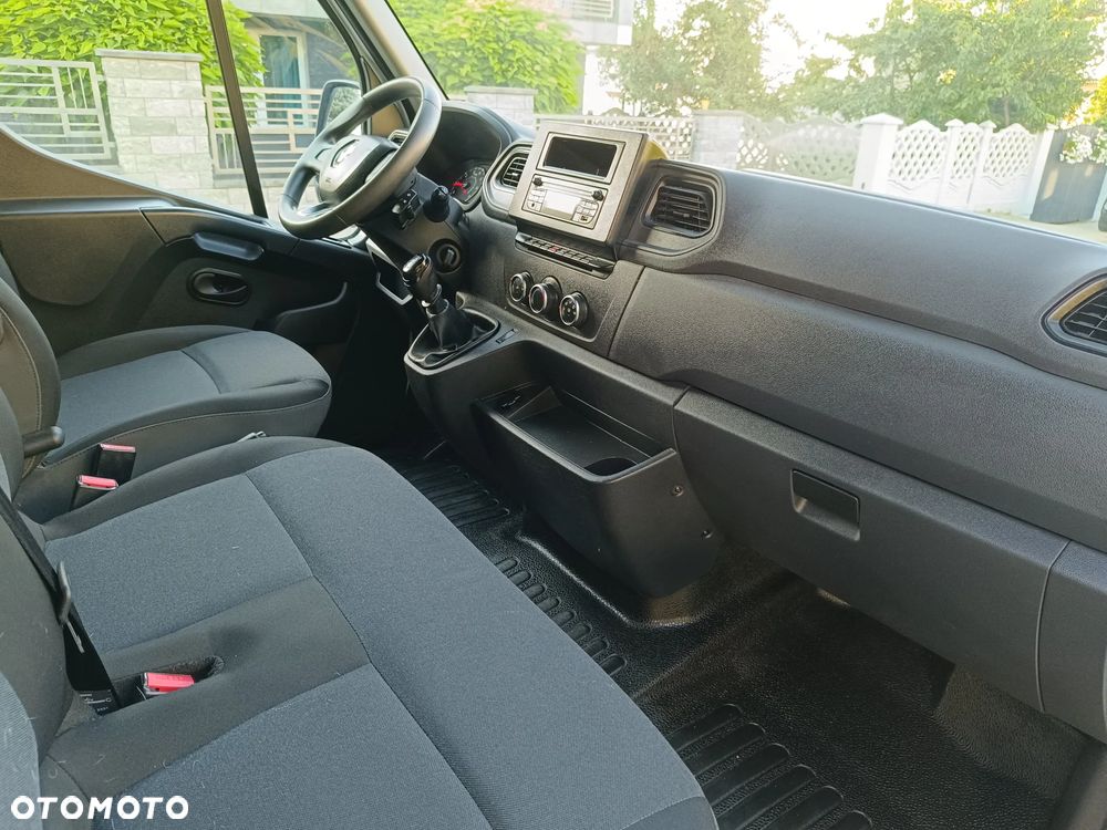 Renault Master - 25