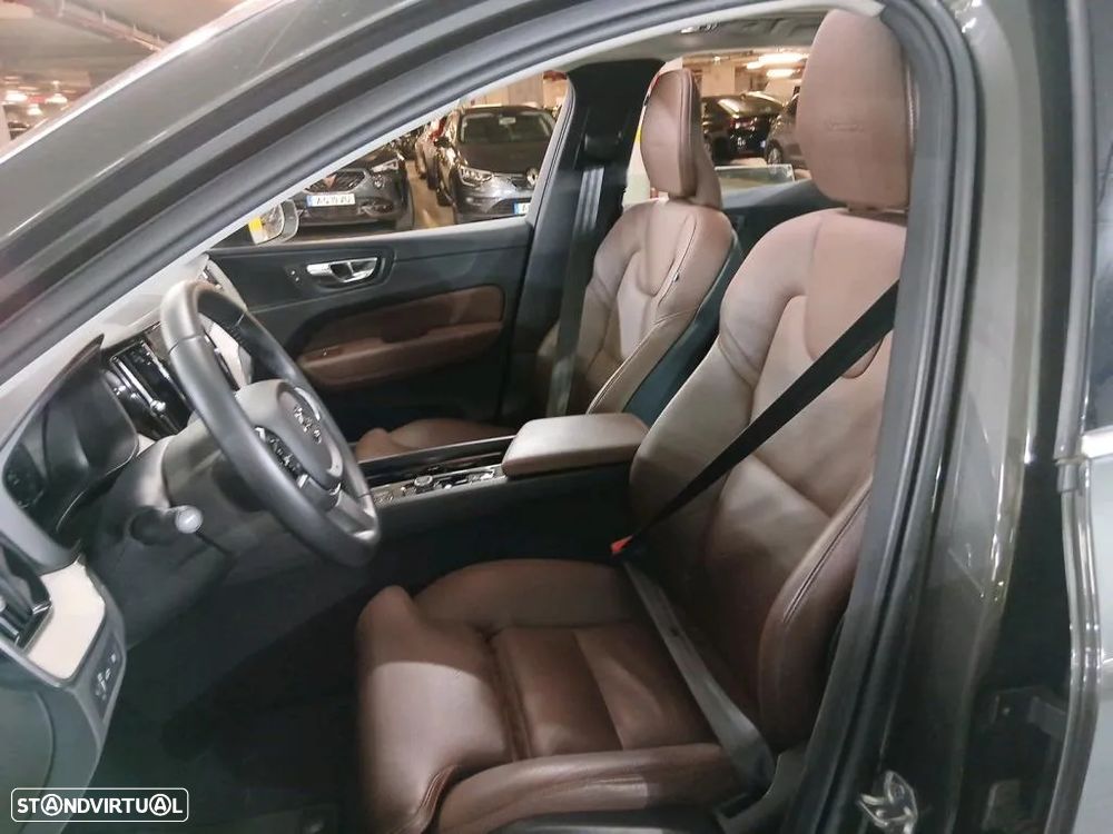 Volvo XC 60 2.0 T8 PHEV Inscription AWD - 5