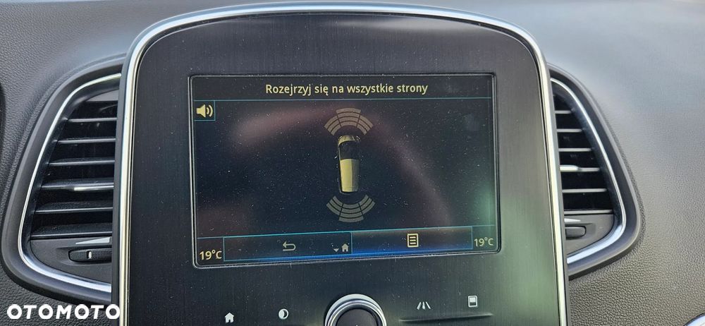 Renault Scenic BLUE dCi 120 EDC BUSINESS EDITION - 37