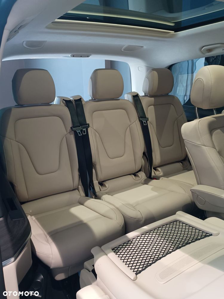 Mercedes-Benz Klasa V 300 d 4-Matic Exclusive 9G-Tronic (d³ugi) - 18