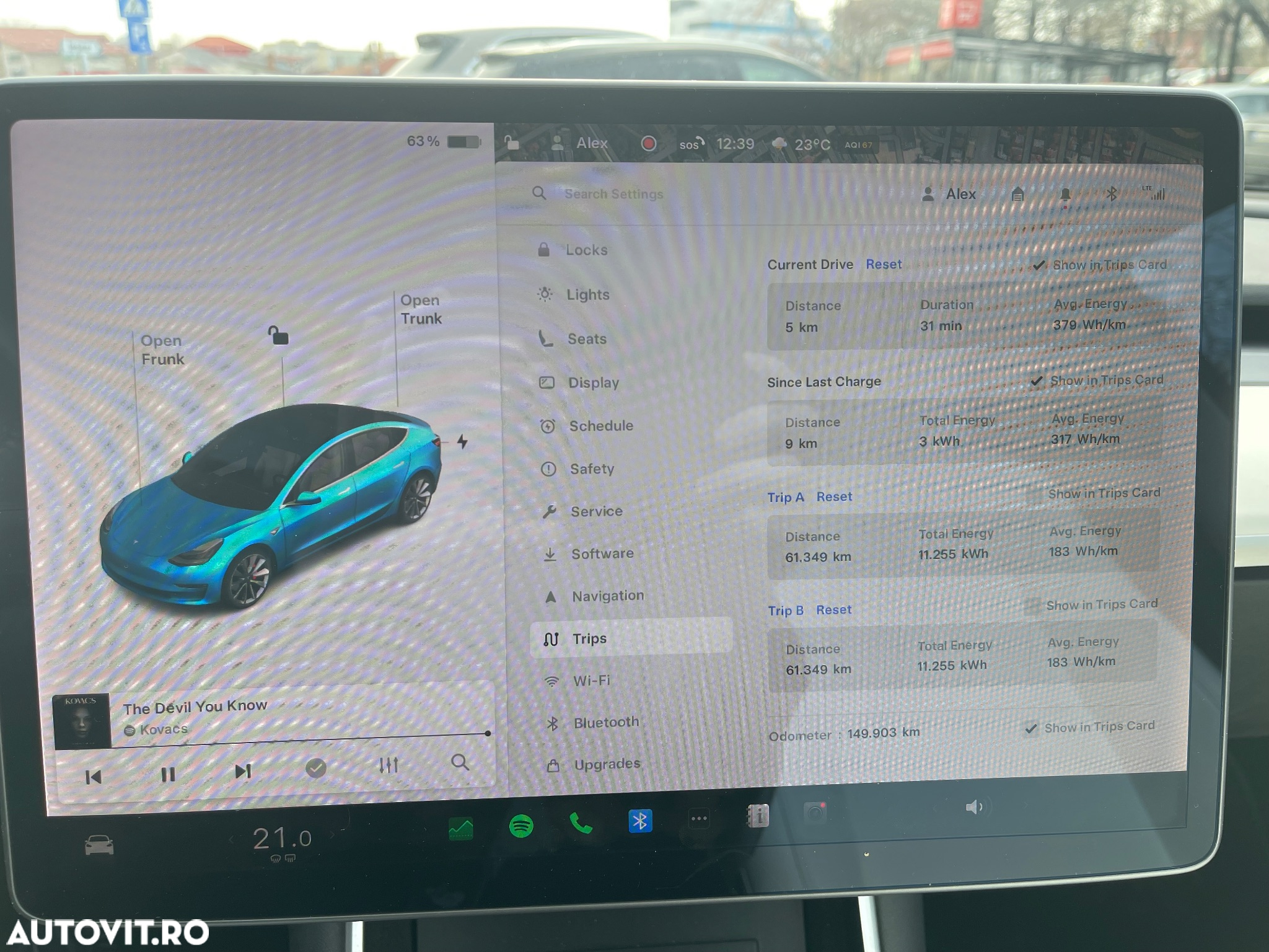Tesla Model 3 - 10