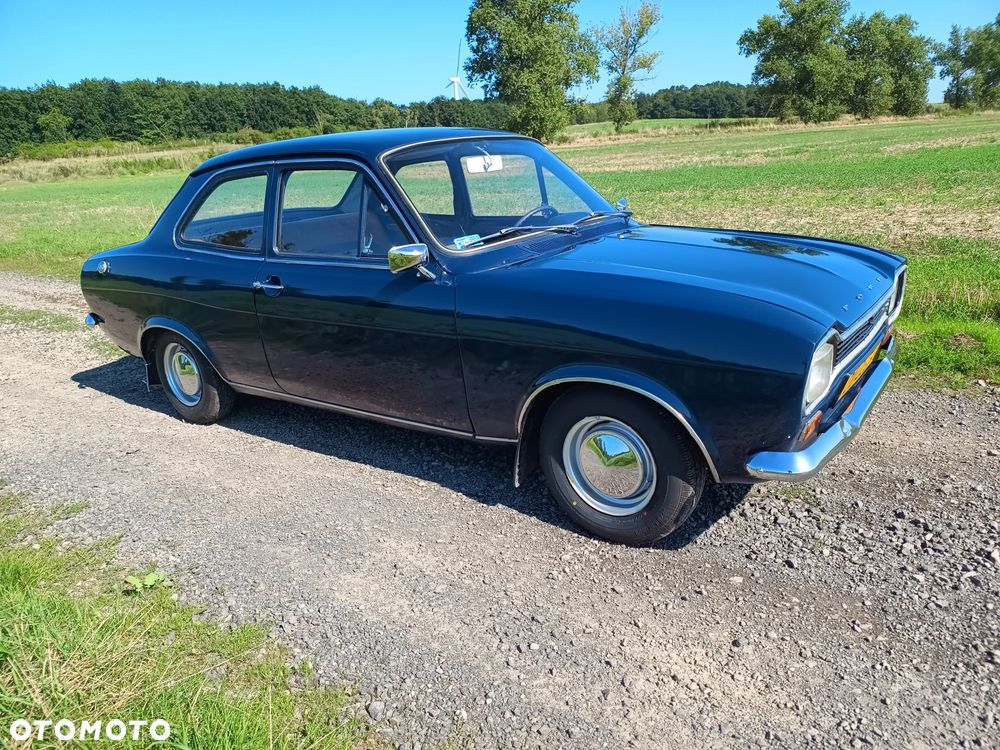 Ford Escort - 8