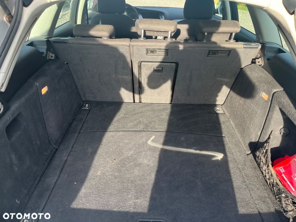 Audi A4 Avant 2.0 TDI - 29