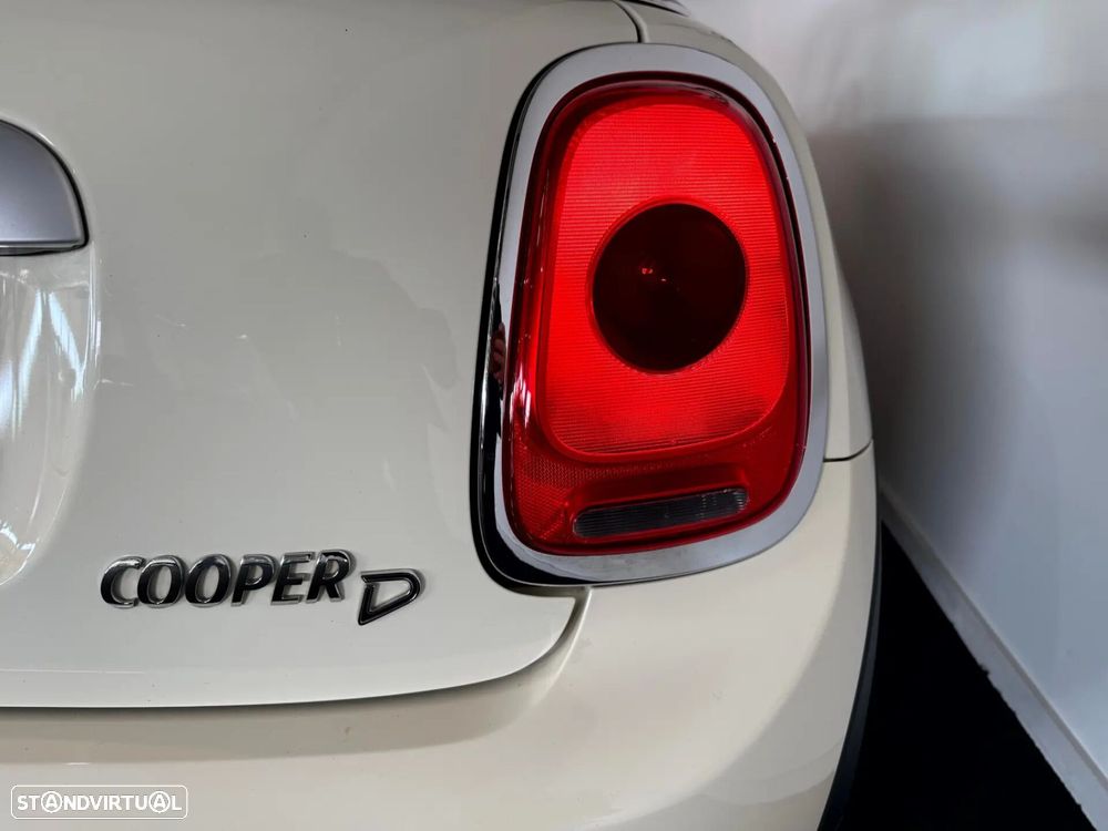MINI 3 Portas Cooper D - 13
