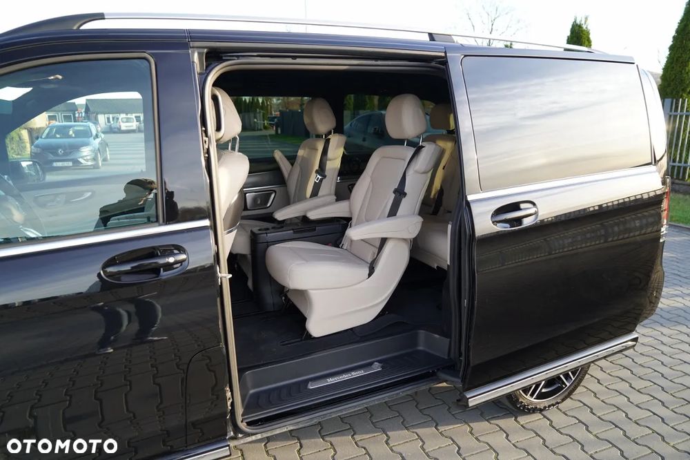 Mercedes-Benz Klasa V 300 d 4-Matic 9G-Tronic (d³ugi) - 28