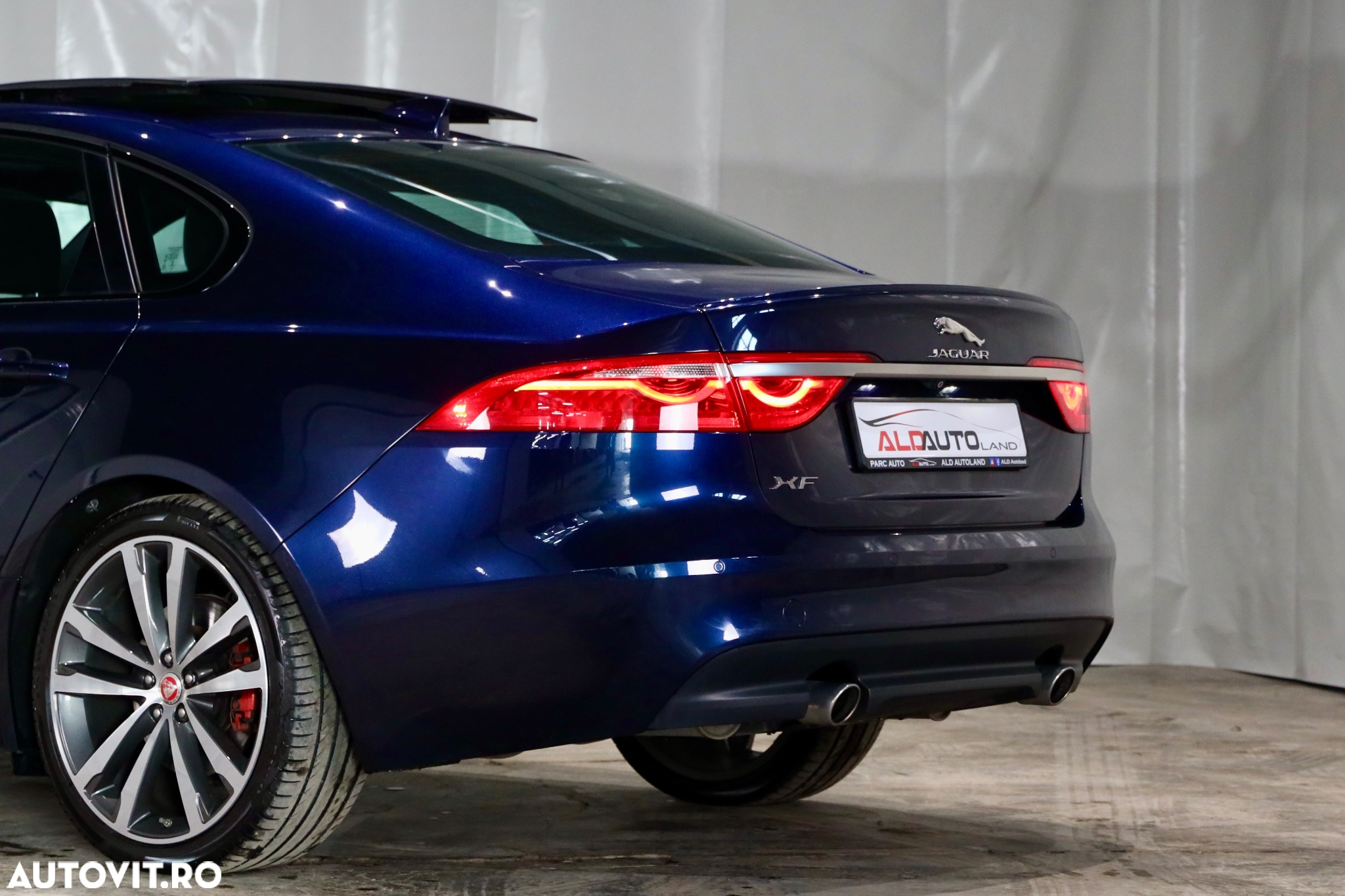 Jaguar XF 25d Aut. R-Sport - 21