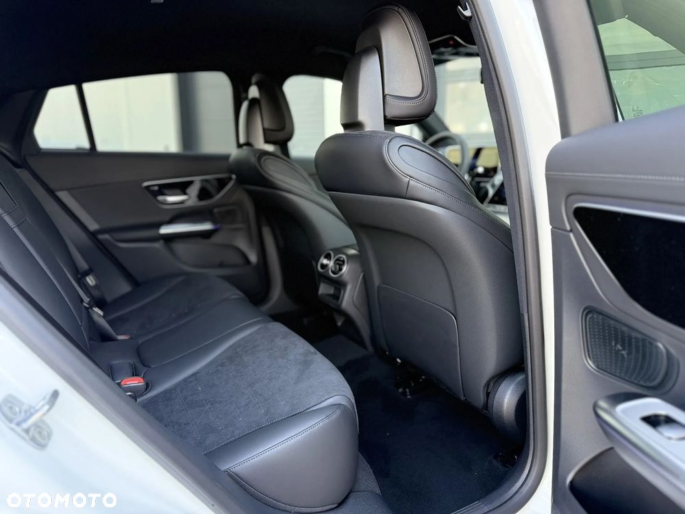 Mercedes-Benz GLC - 35
