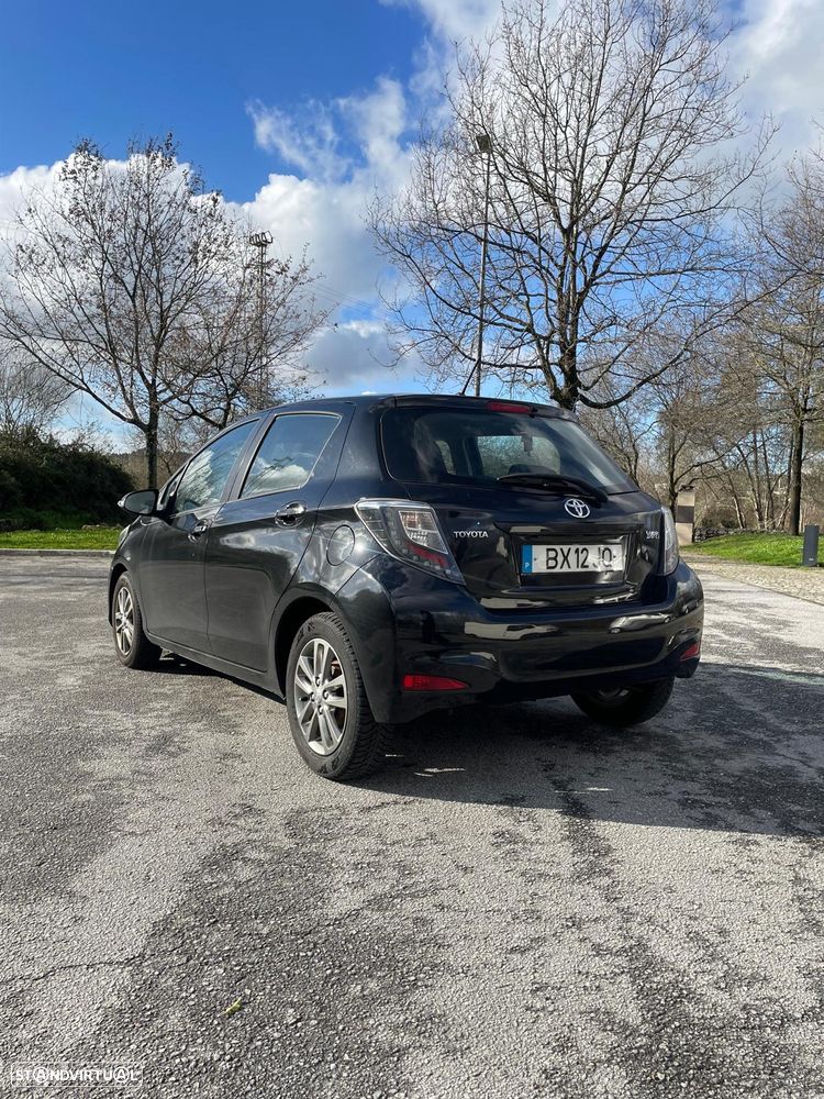 Toyota Yaris 1.0 VVT-i AC Manual - 2