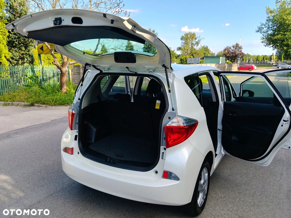 Toyota Verso S 1.33 VVT-i - 20