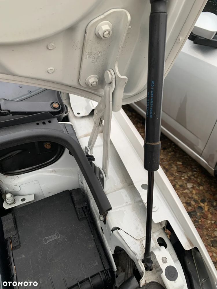 Volkswagen CADDY L1 1.6 TDI 102KM Boczne drzwi przesuwne, Tylne drzwi skrzydłowe, Homologacja cięż. VAT1, Duża ładowność 741kg, na resorach! (nie sprężyny!)  Hak 1500kg Opony Zimowe - 30