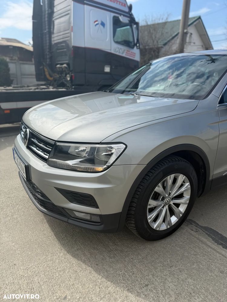 Volkswagen Tiguan - 6