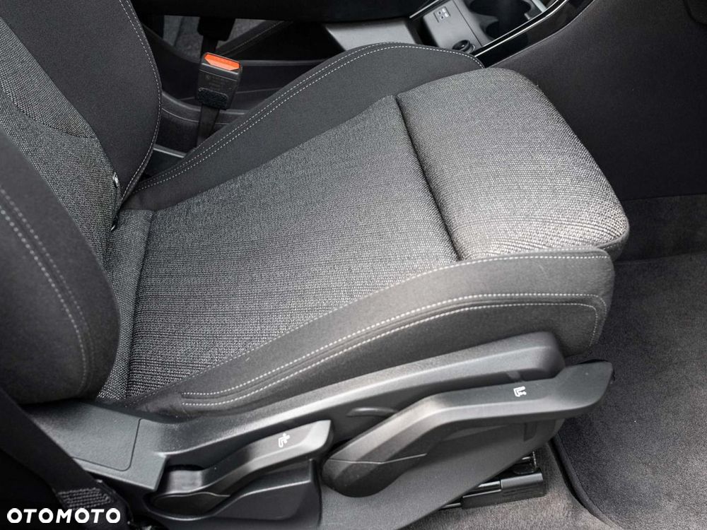 BMW X1 sDrive18d - 34