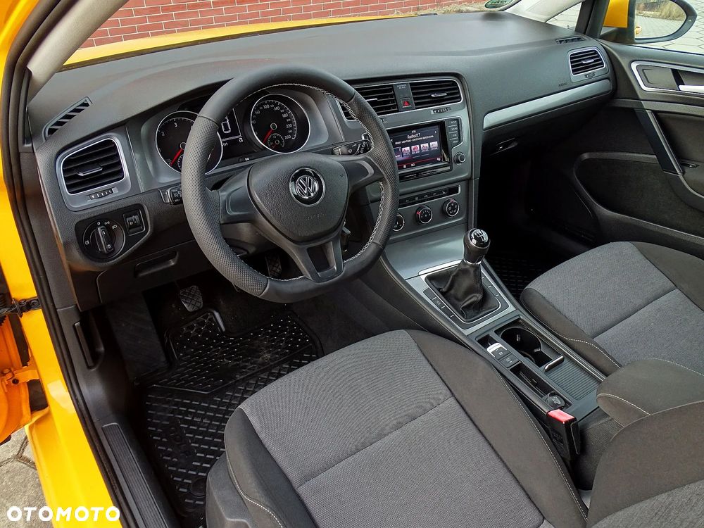 Volkswagen Golf 1.6 TDI BMT Highline - 14