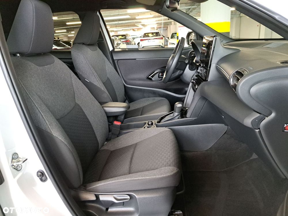 Toyota Yaris Cross Hybrid 1.5 Style AWD - 16