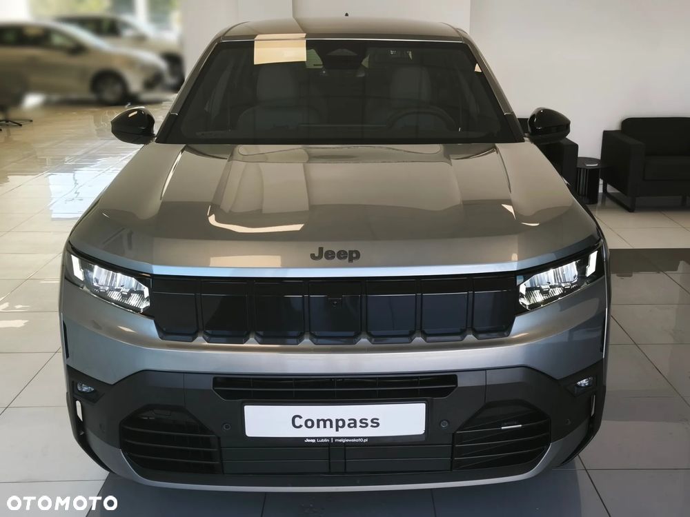 Jeep Compass 1.2 T3 mHEV Altitude FWD DCT - 3