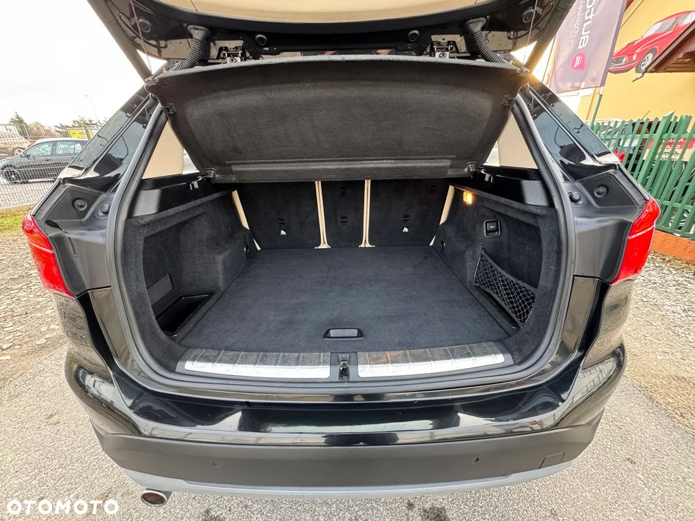 BMW X1 sDrive18d Sport Line - 15